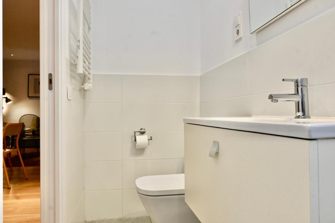 Apartamento Moderno Apartamento Temporal De Dos En Avenida America Ctg101 *